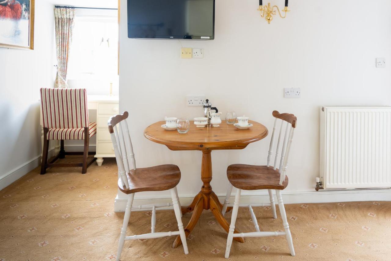 The Abbey Hotel & Apartments Bury St. Edmunds Bagian luar foto