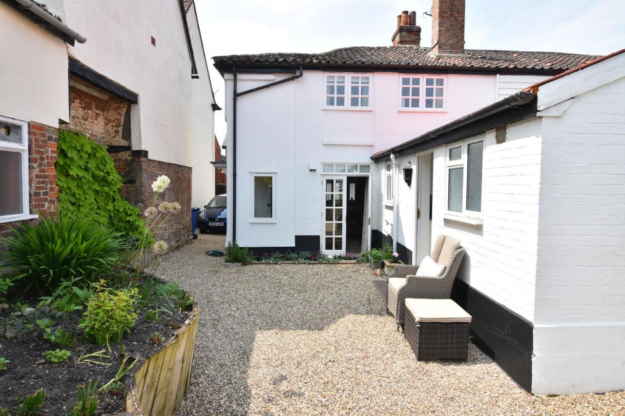 The Abbey Hotel & Apartments Bury St. Edmunds Bagian luar foto