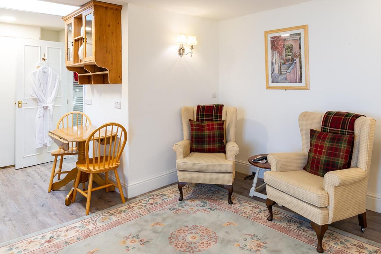 The Abbey Hotel & Apartments Bury St. Edmunds Bagian luar foto