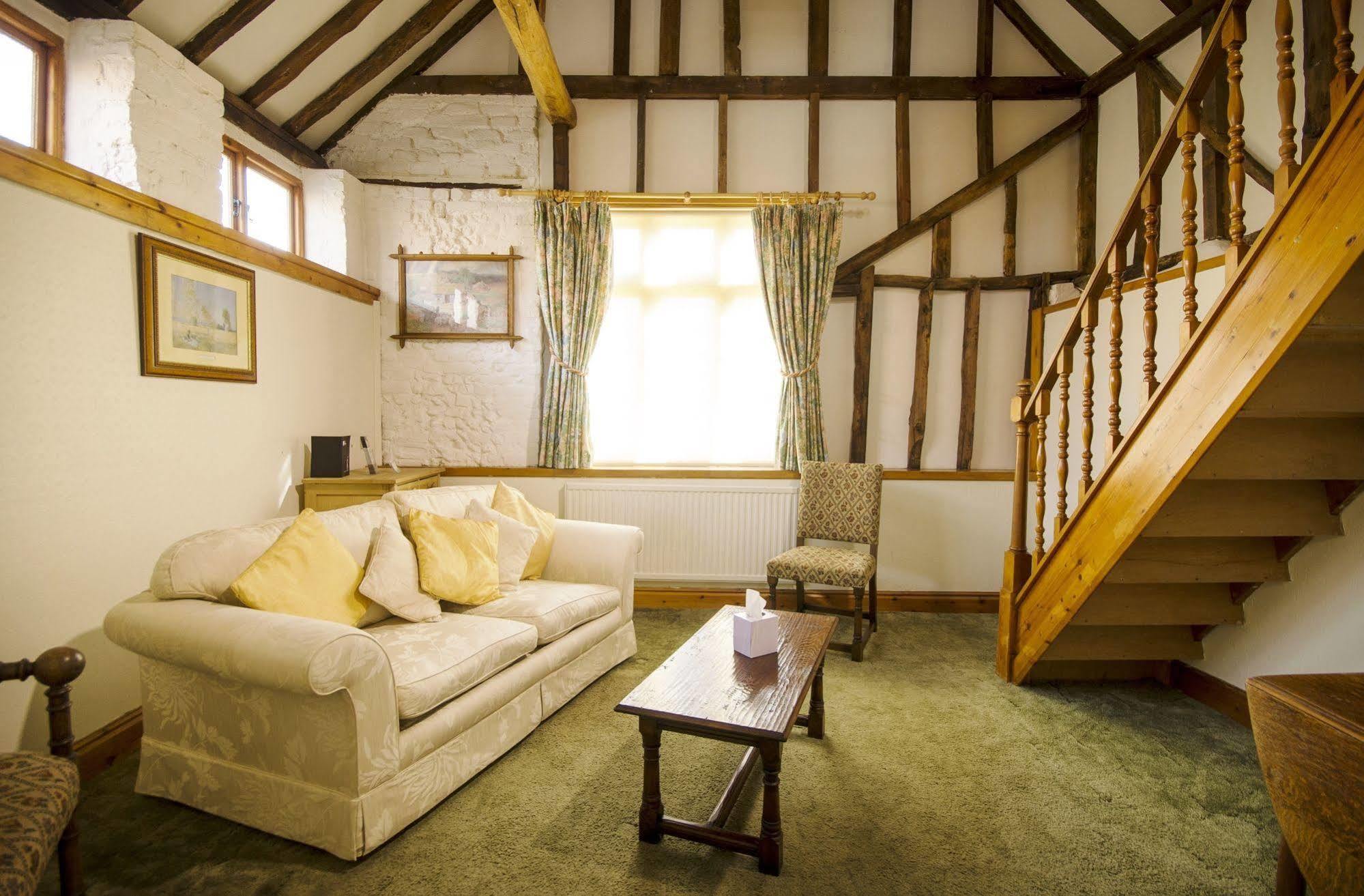 The Abbey Hotel & Apartments Bury St. Edmunds Bagian luar foto